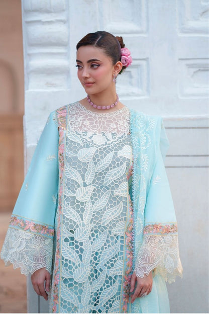 Nilofer By Mahnur | Lawn'26