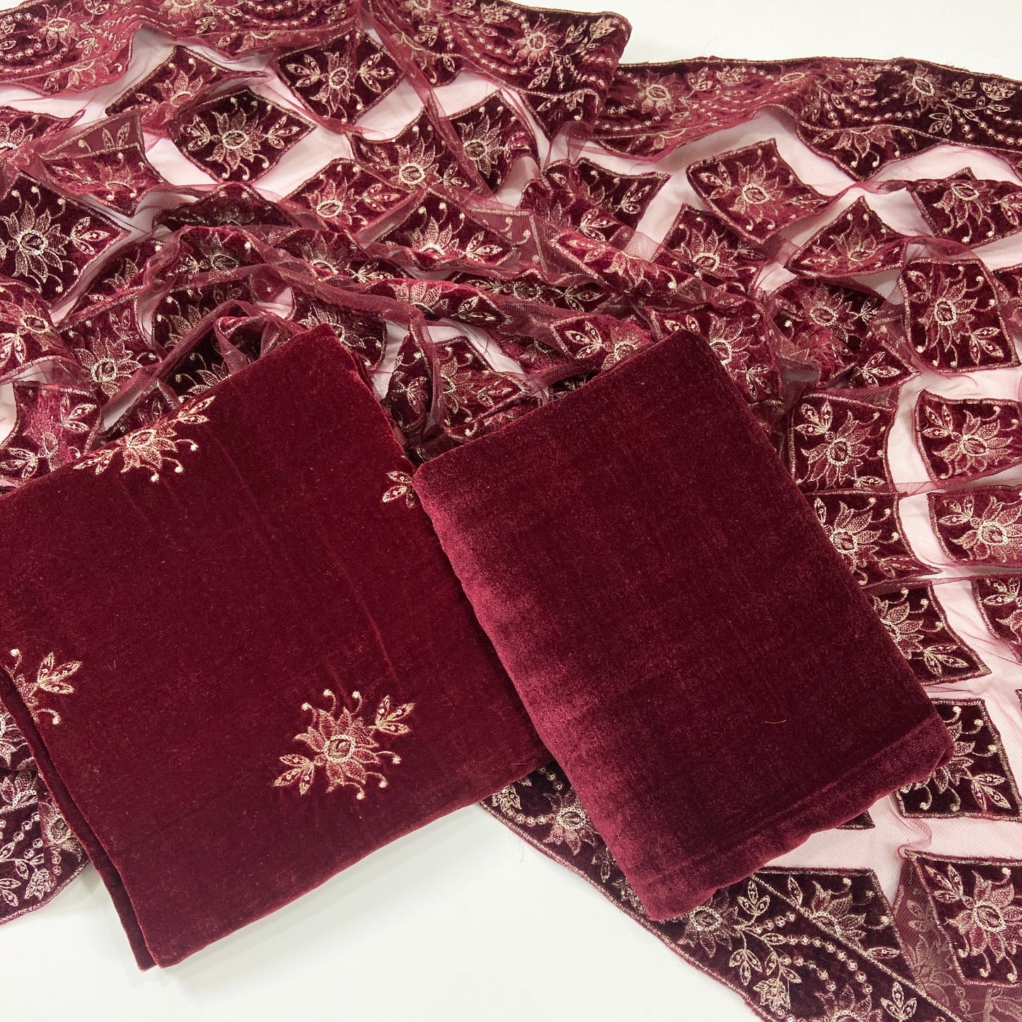 Bareeze Velvet Shawl With Aplic Work 3PC