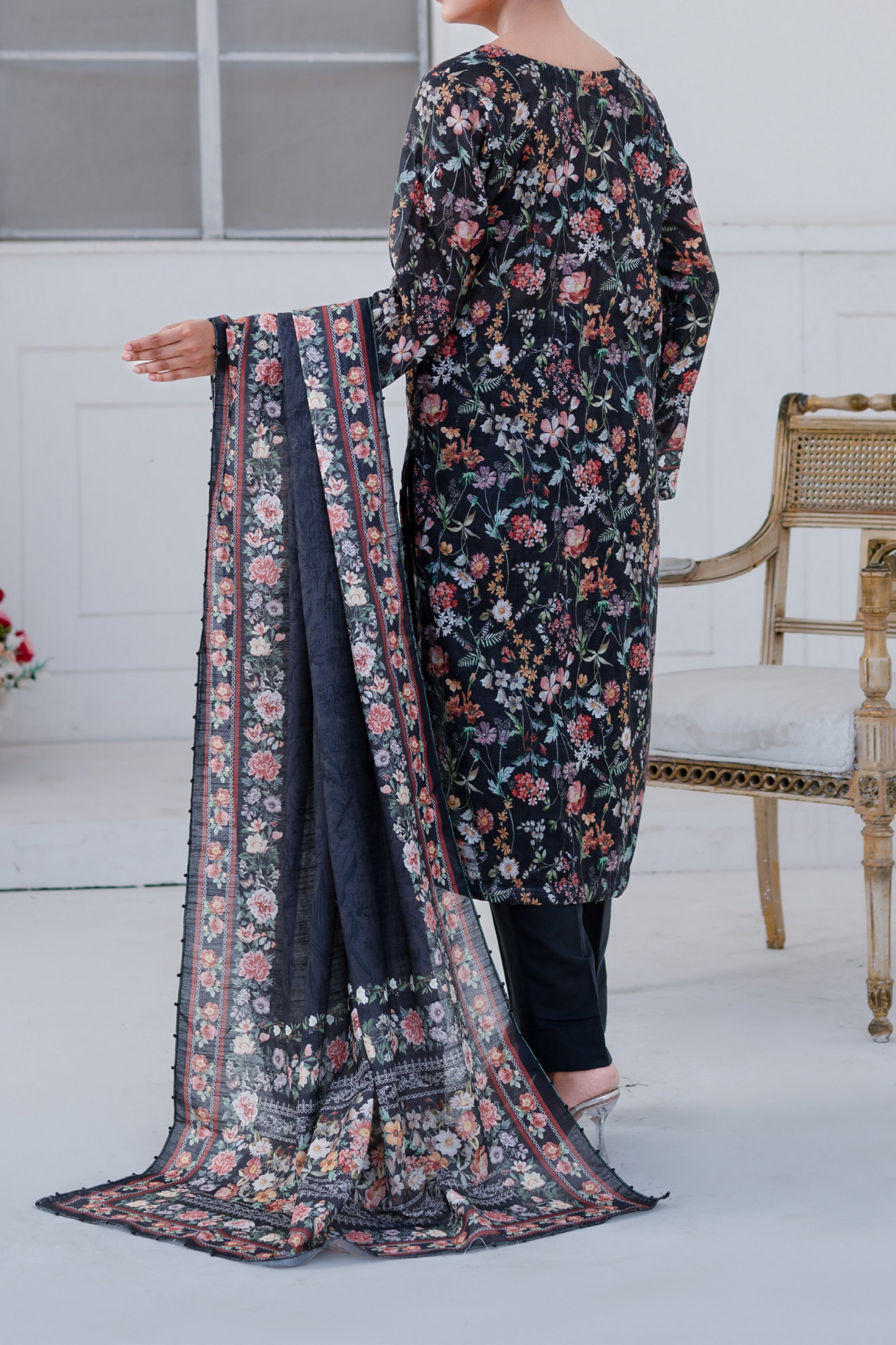 Mawra Essential Printed Khaddar 3PC
