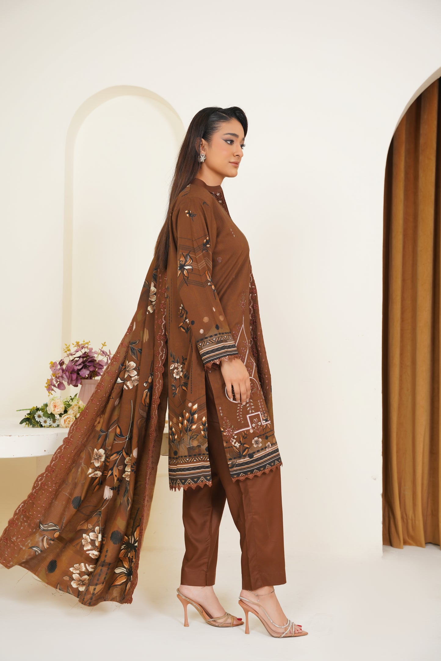 Riwayat-e-Sardi By Anaya Noor Emb Linen 3PC