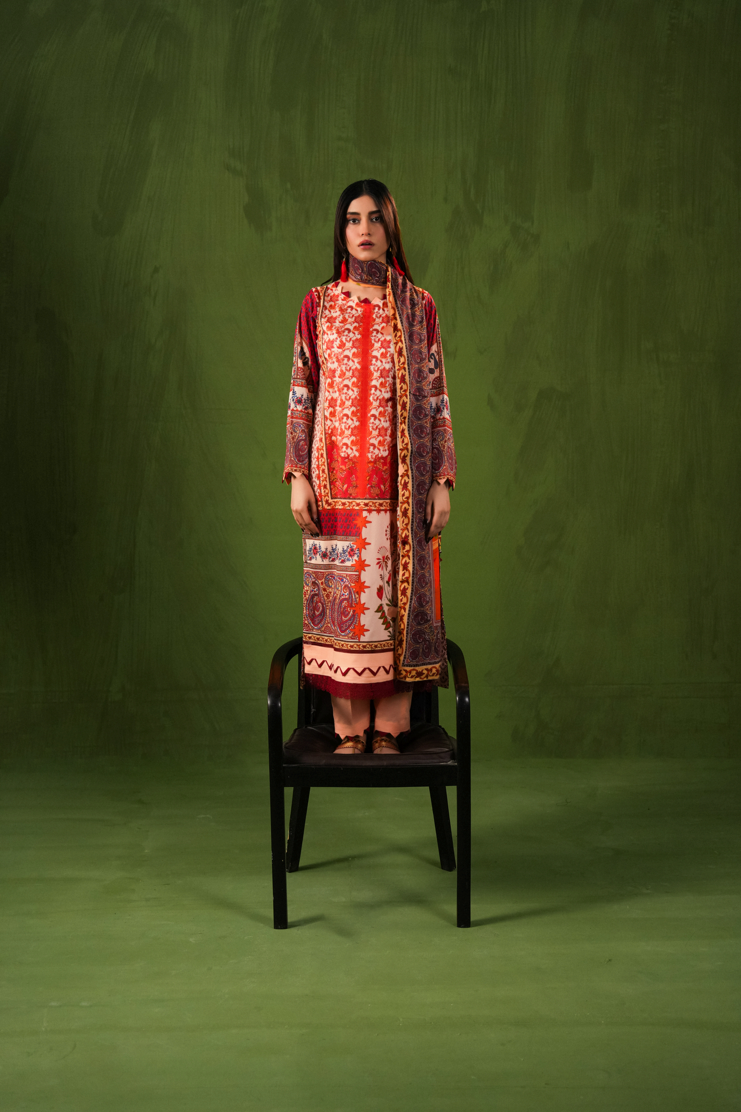 Aangan By Paltar Premium Printed Lawn 3PC