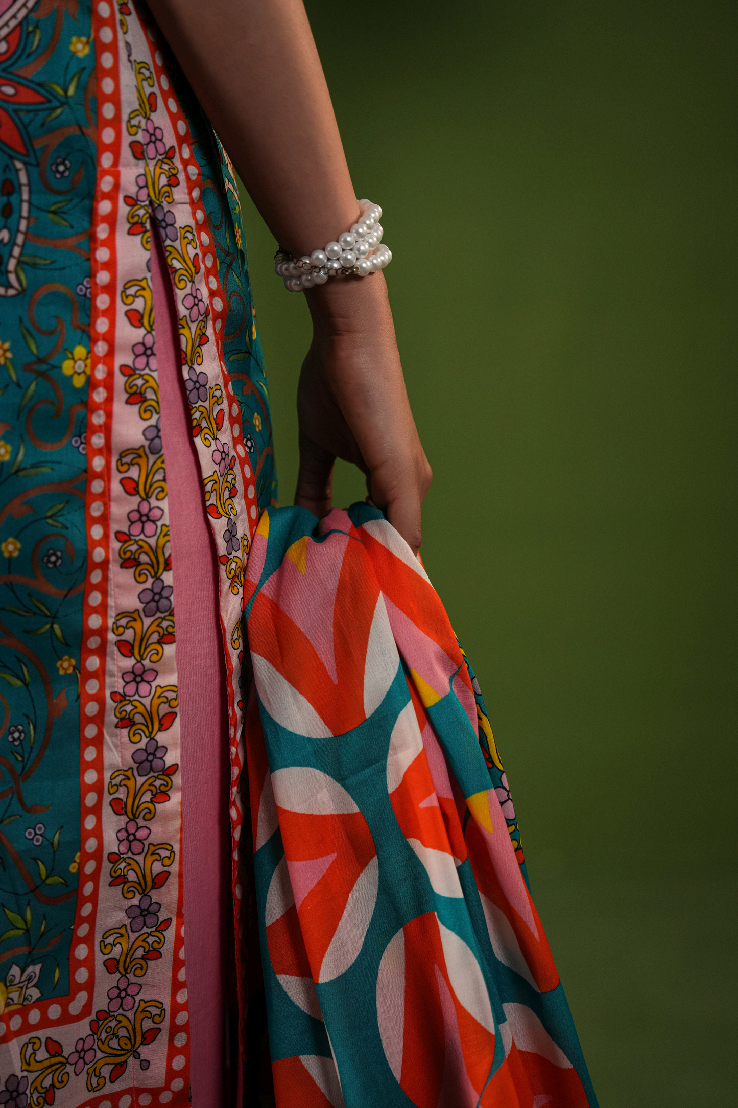 Aangan By Paltar Premium Printed Lawn 3PC