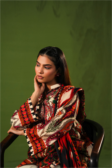 Aangan By Paltar Premium Printed Lawn 3PC