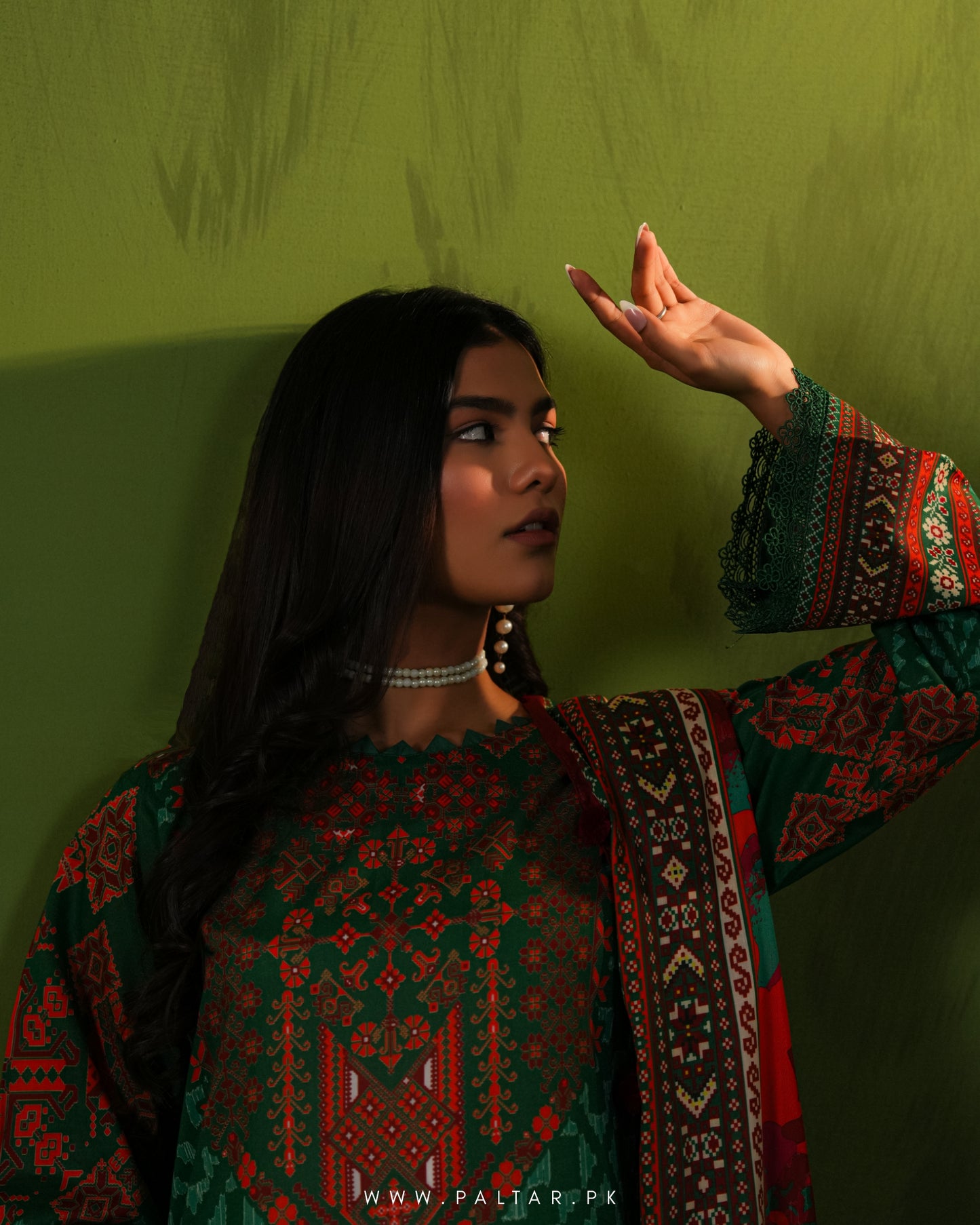 Aangan By Paltar Premium Printed Lawn 3PC
