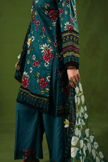 Aangan By Paltar Premium Printed Lawn 3PC