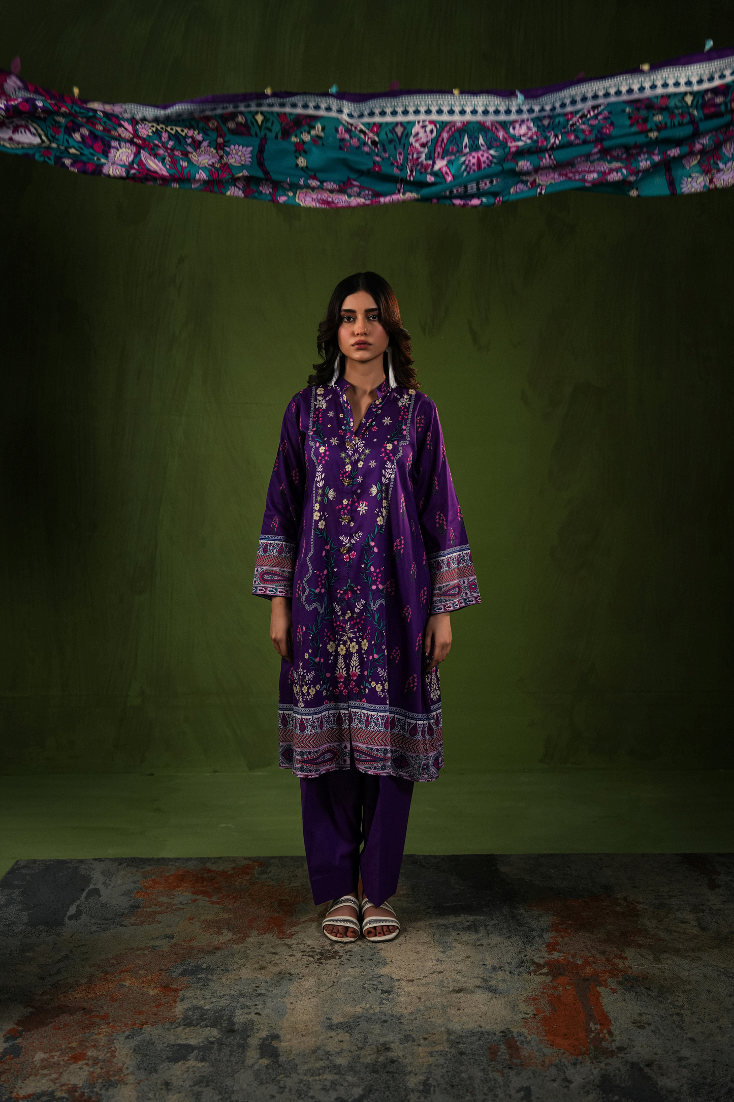 Aangan By Paltar Premium Printed Lawn 3PC