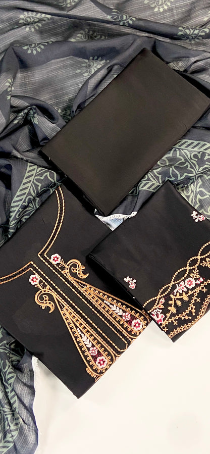 izel Luxury Embroidered Lawn 3PC