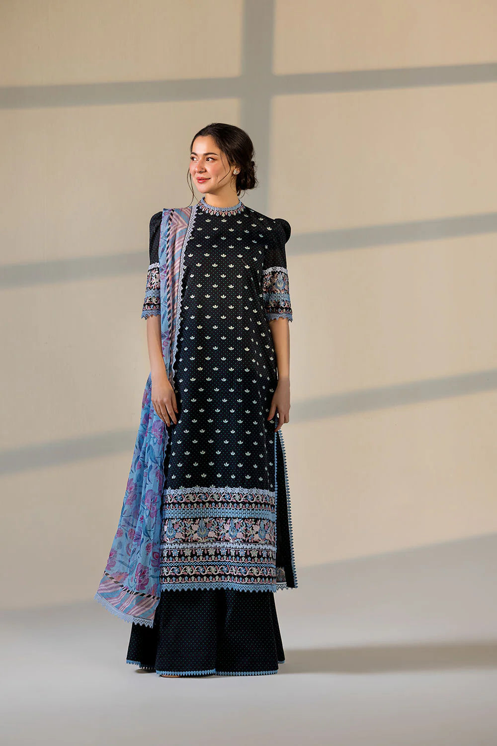 Sobia Nazir Embroiderd & Digital Printed Lawn 3PC