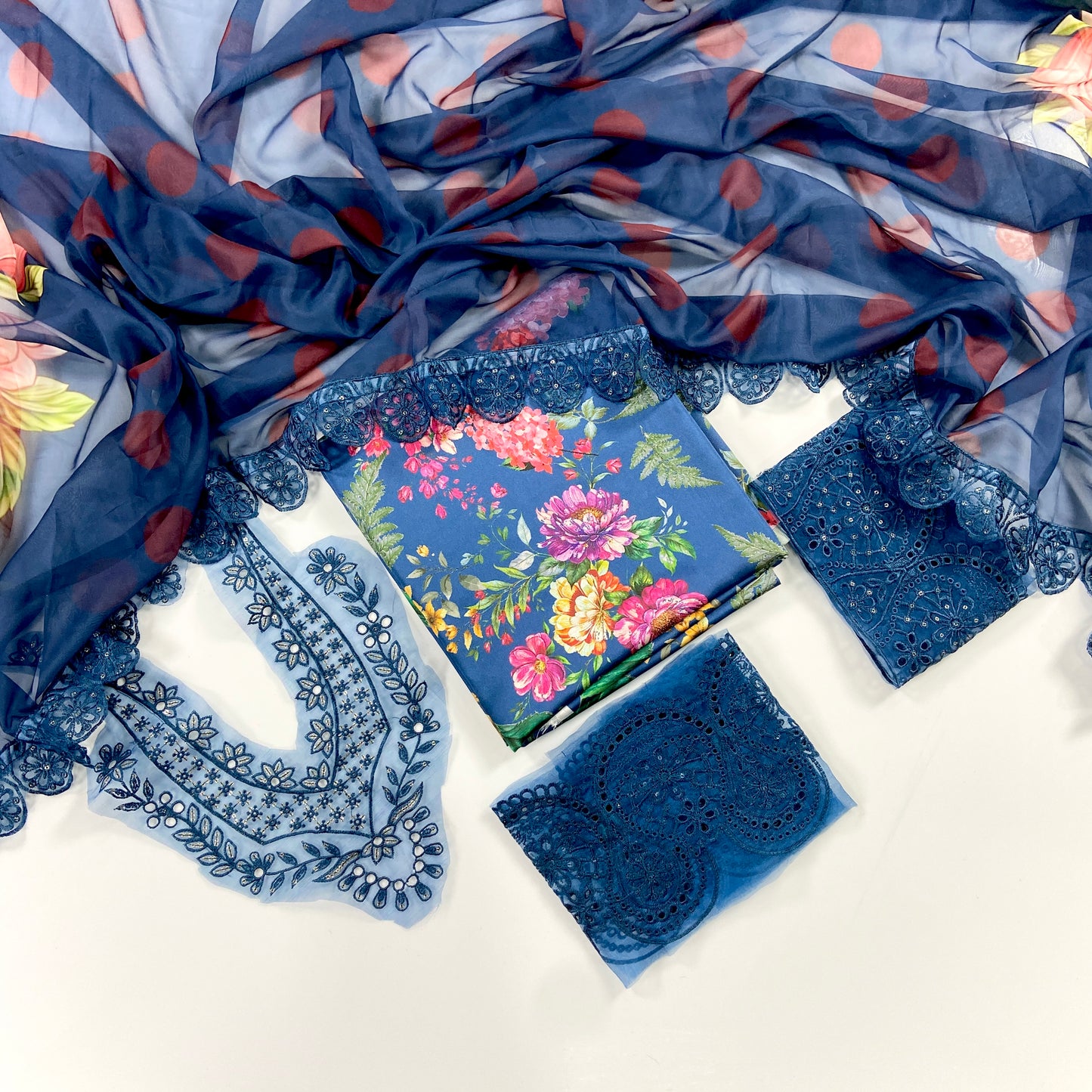 Iznik Premium Silk – With Organza Patches