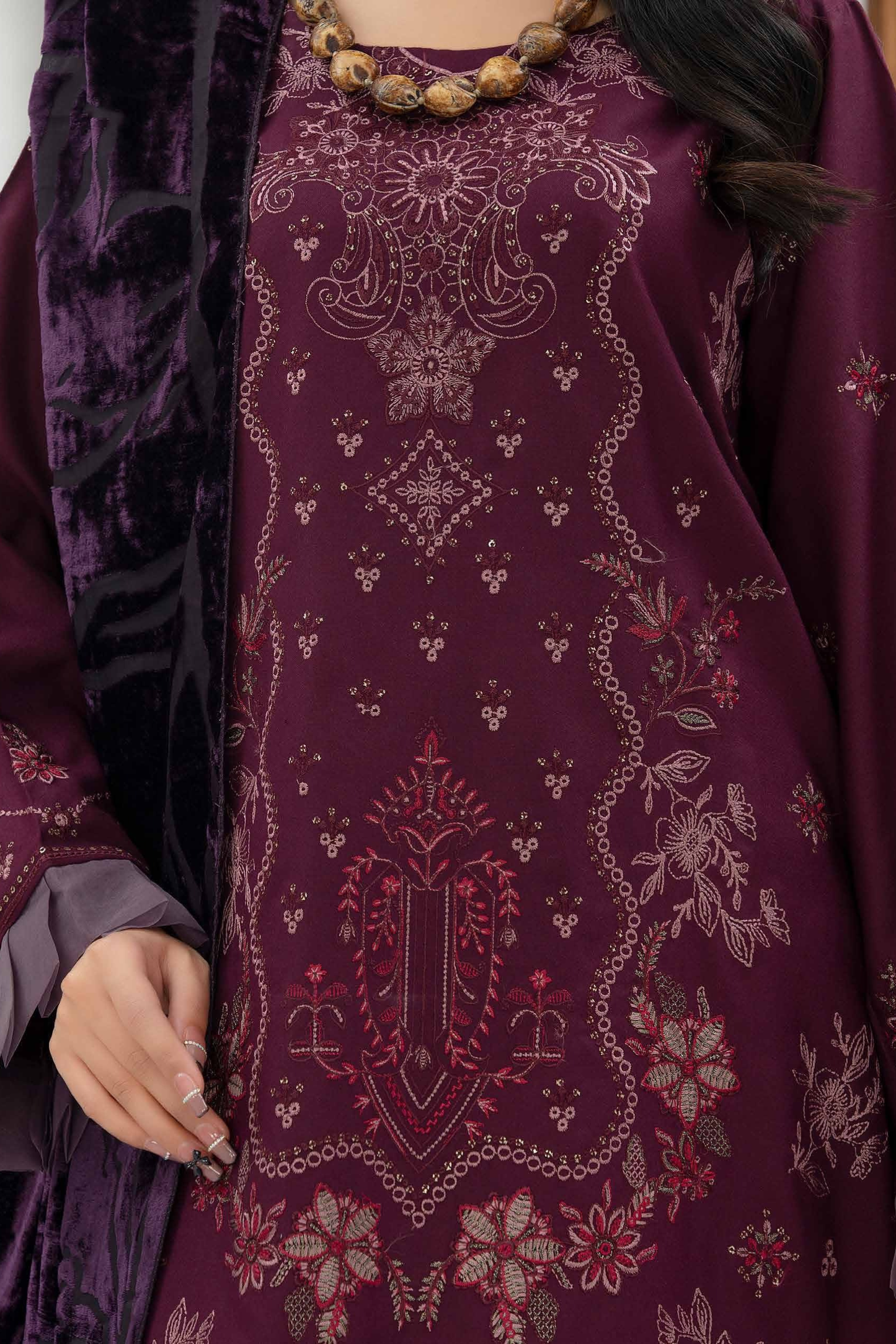 Rajwan Emb Dhanak with Plachi Shawl 3PC
