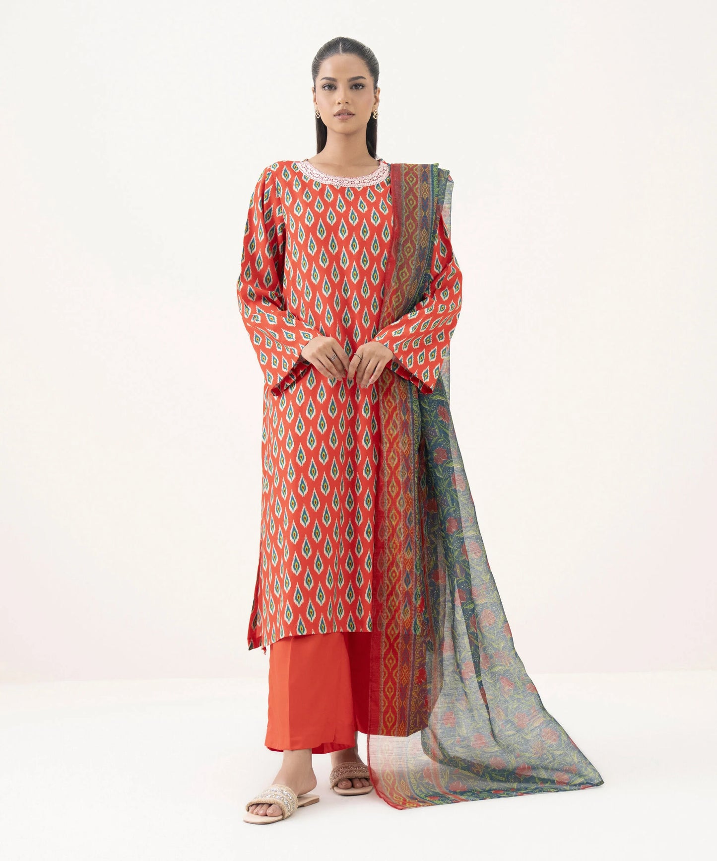 Sapphire Daily Digital Printed Lawn 3PC