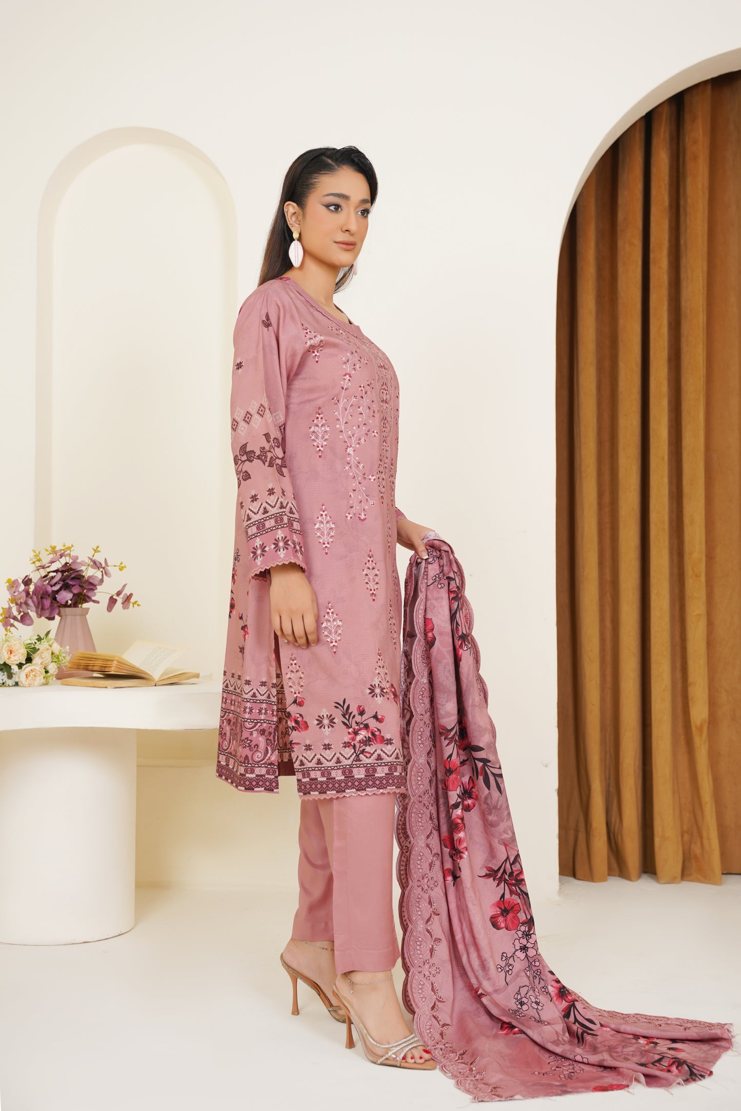Riwayat-e-Sardi By Anaya Noor Emb Linen 3PC