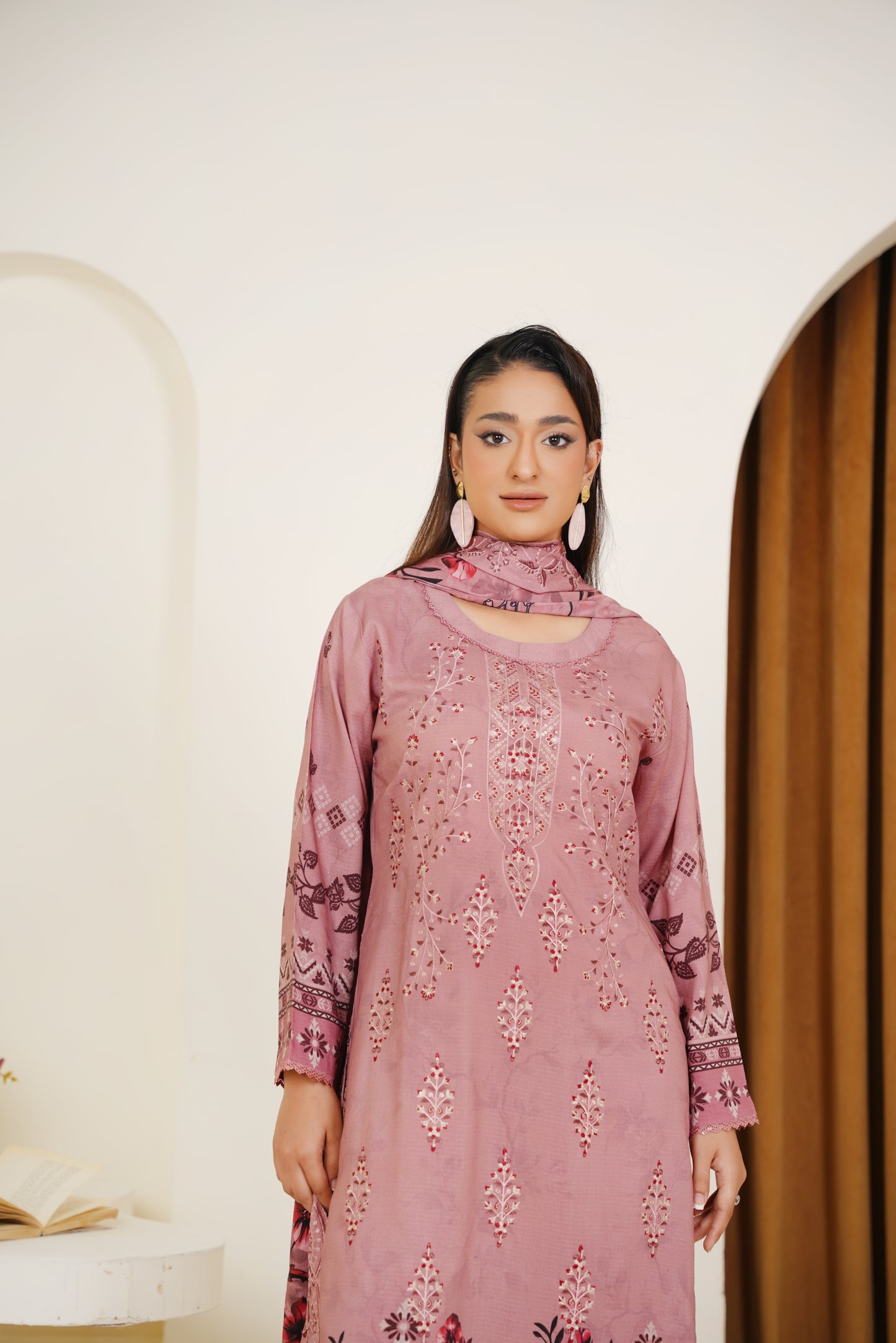 Riwayat-e-Sardi By Anaya Noor Emb Linen 3PC