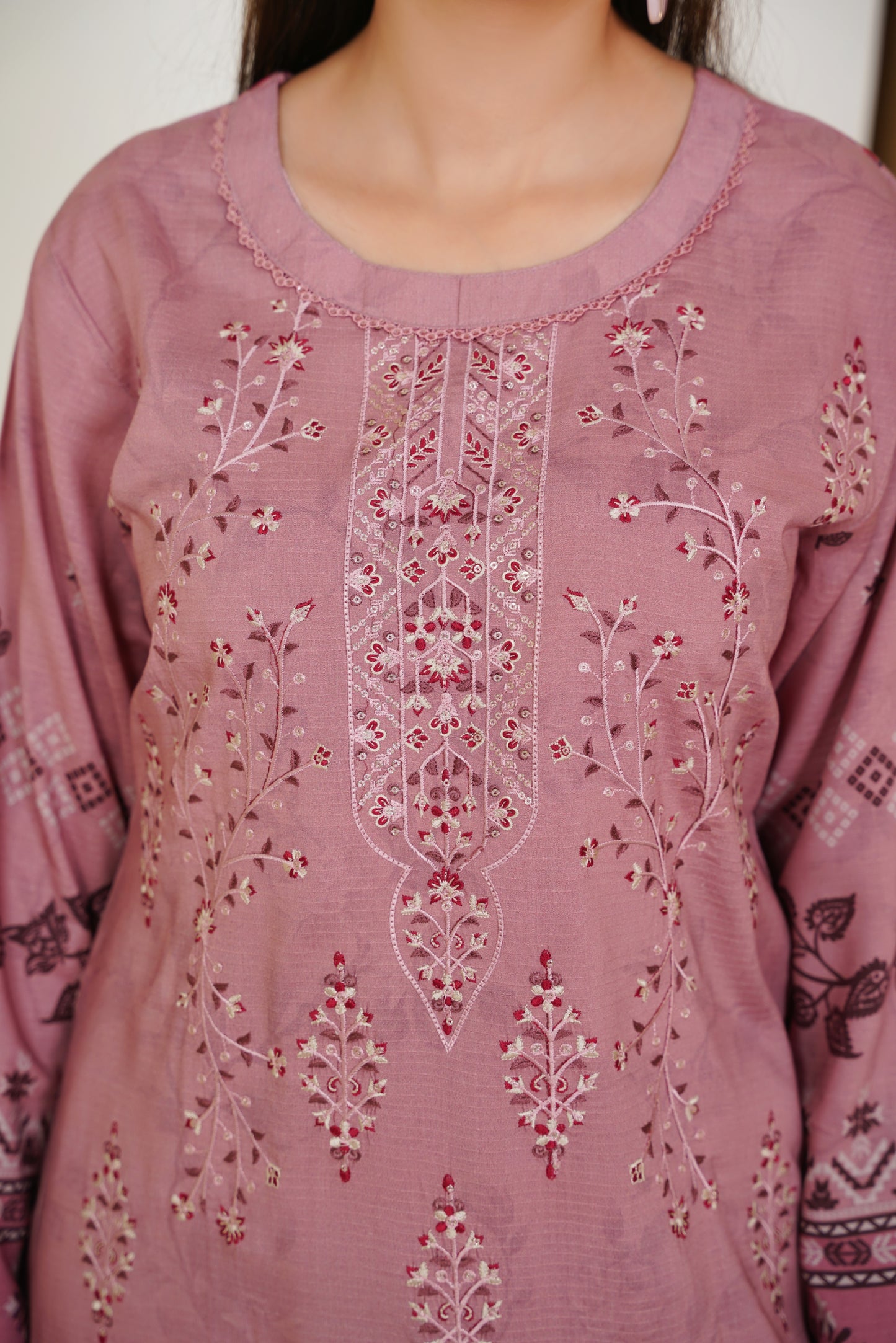 Riwayat-e-Sardi By Anaya Noor Emb Linen 3PC