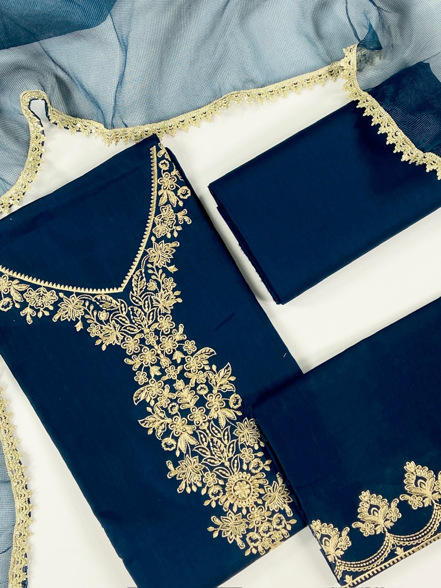 Batik Luxury Embroidered Lawn 3PC