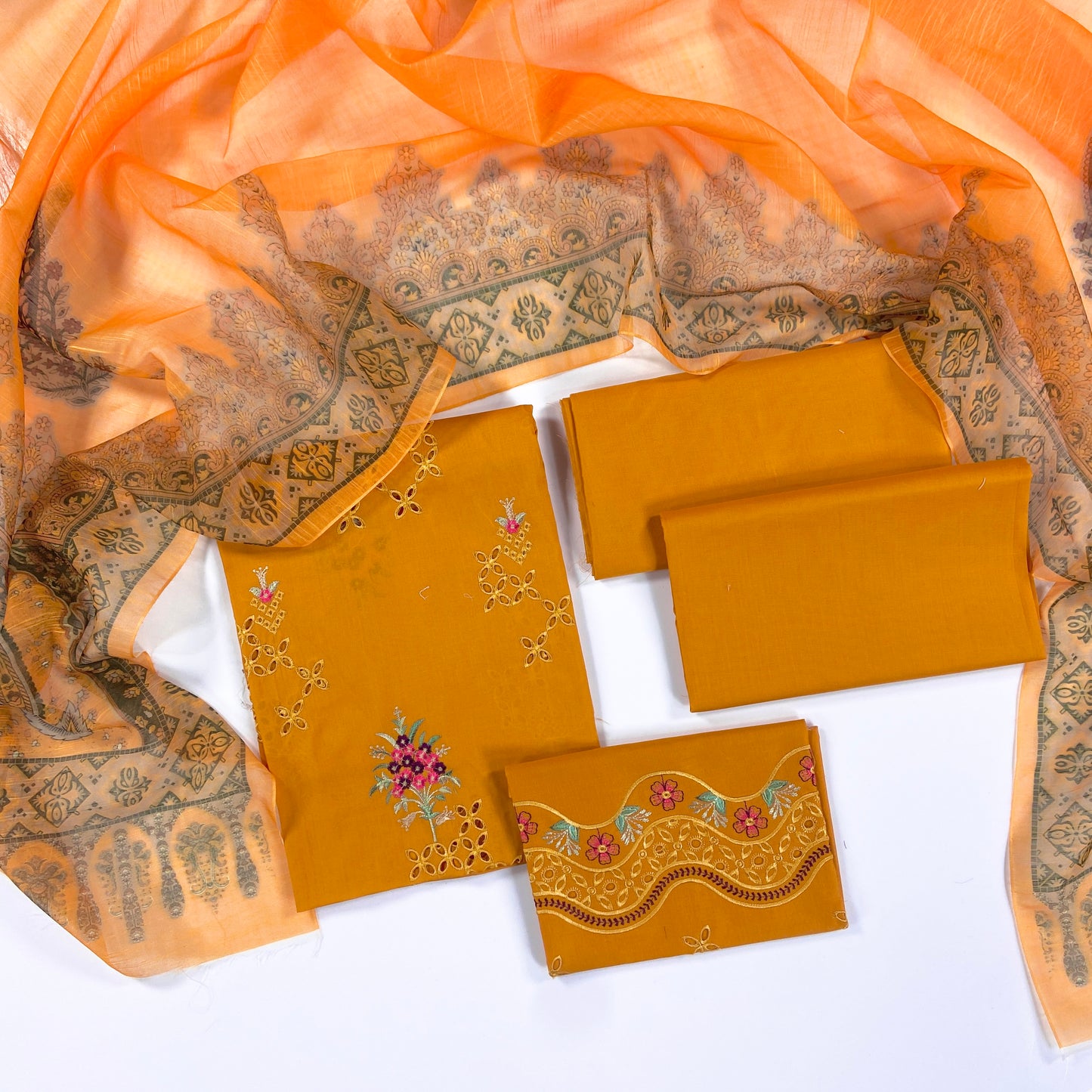 izel Embroidered Lawn 3PC