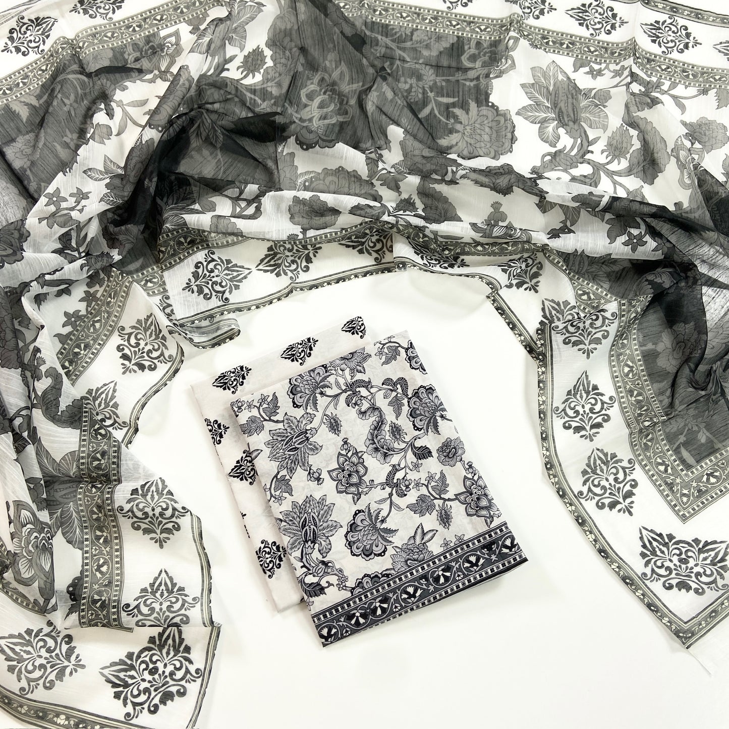 Rang o Noor By Shajar Noor Digital Printed Lawn 3PC