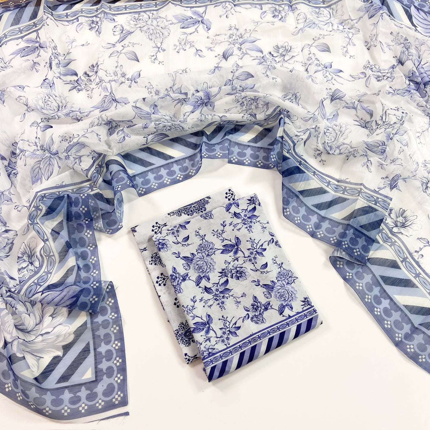 Rang o Noor By Shajar Noor Digital Printed Lawn 3PC