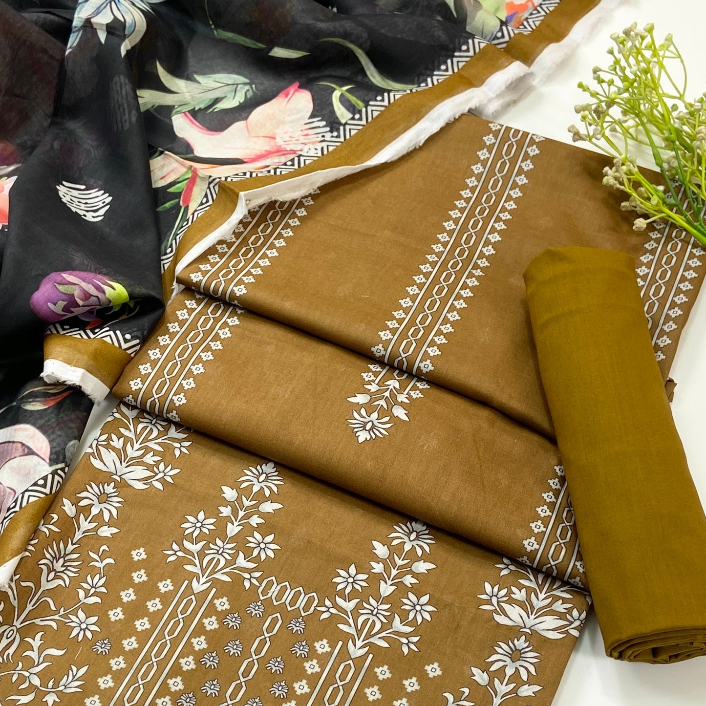 Beechtree Summer Digital Printed Lawn 3PC