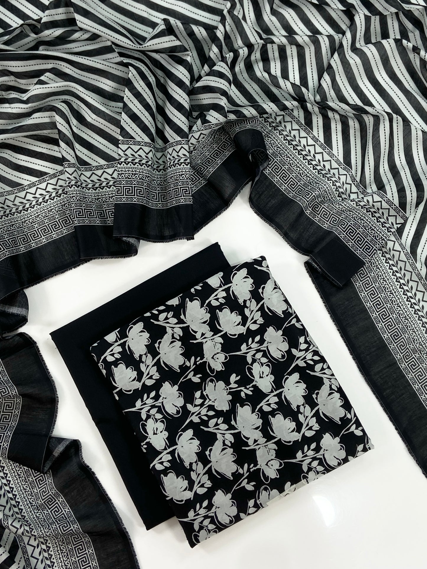 Regalia Black Series Digital Printed Lawn 3PC