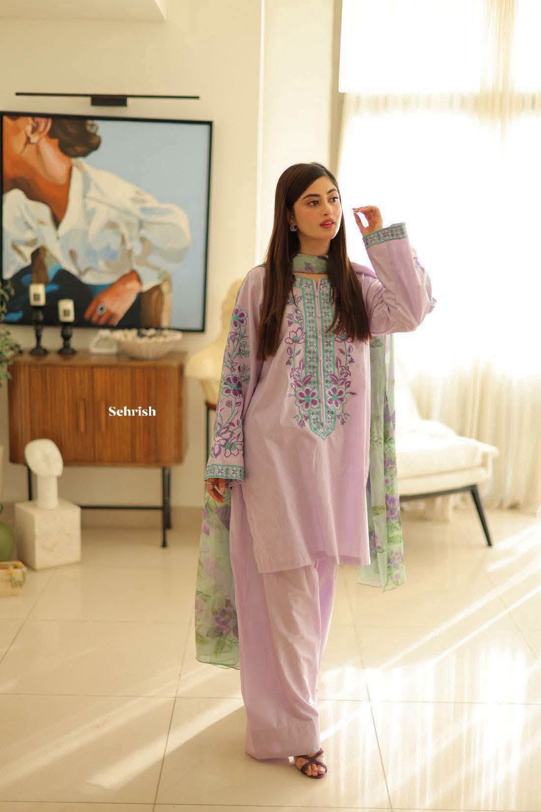 Laam Embroidered Dhanak 3PC