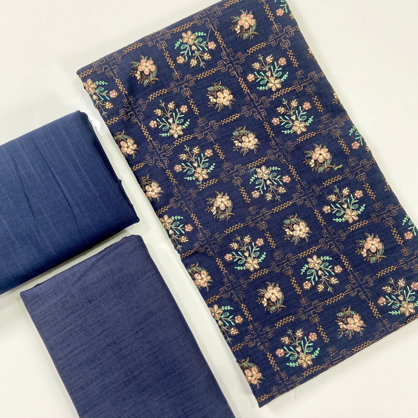 Bareeze Emb Khaddar 2PC