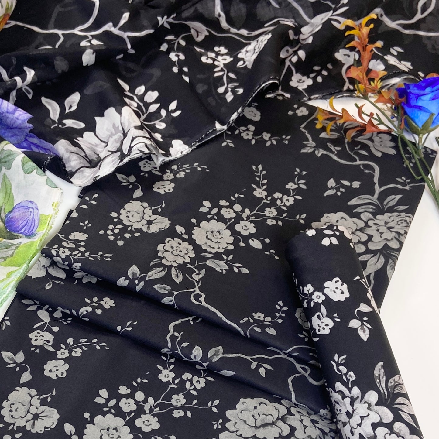 Elaf Premium Digital Printed Lawn 3PC