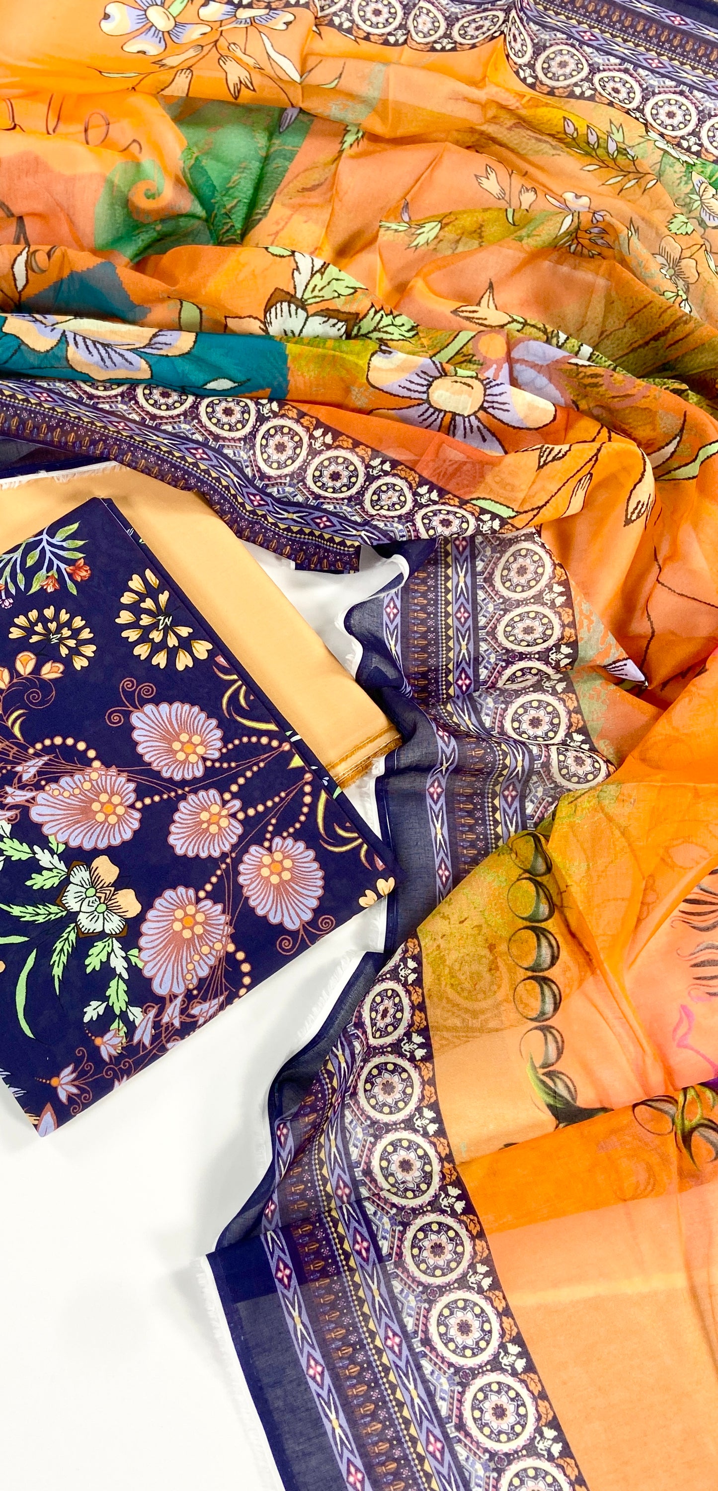 Edenrobe Digital Printed Lawn 3PC