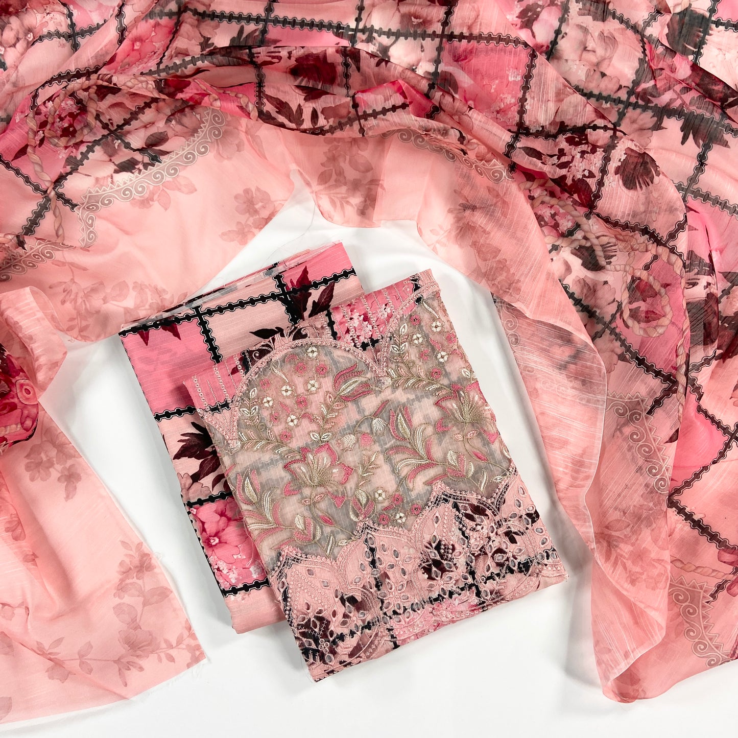 Anaya Noor Emb Bana Dora Lawn With Daman Patches 3PC