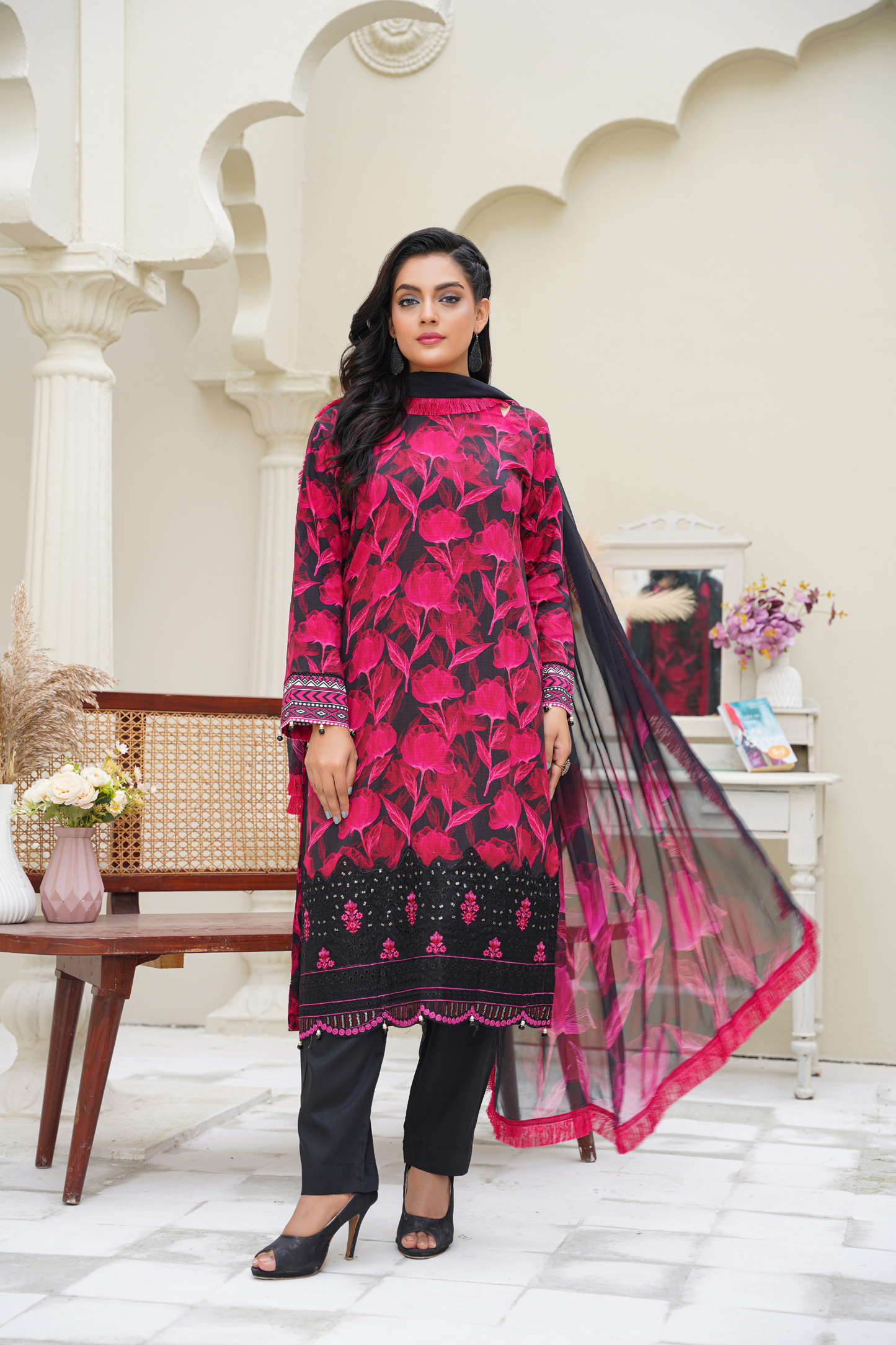 Anaya – Aaghaz-e-Sardi 3PC Viscose Suit