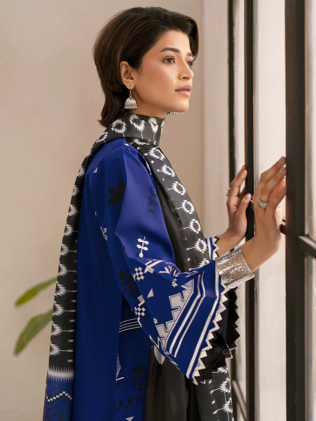 Aina by Bin Ilyas luxury Lawn 3-PC