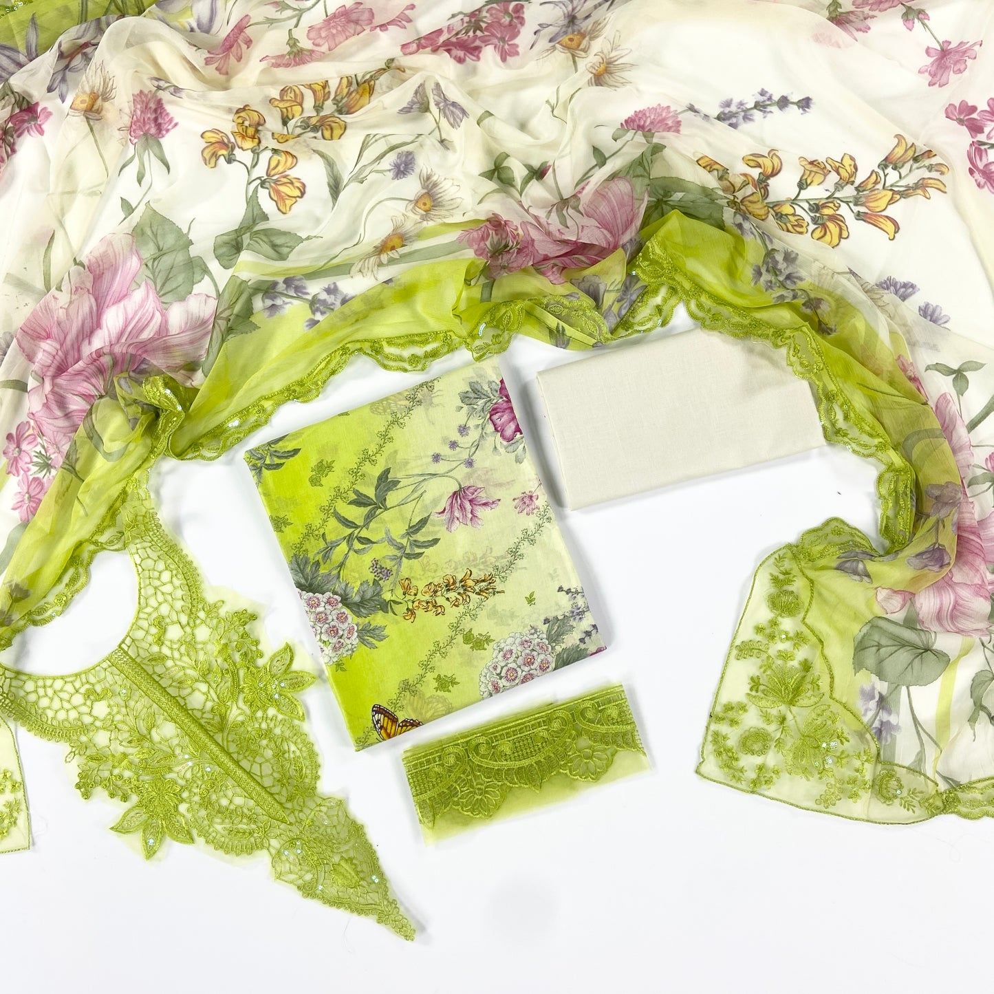 Maria B Digital Printed Lawn With Emb Patches 3PC
