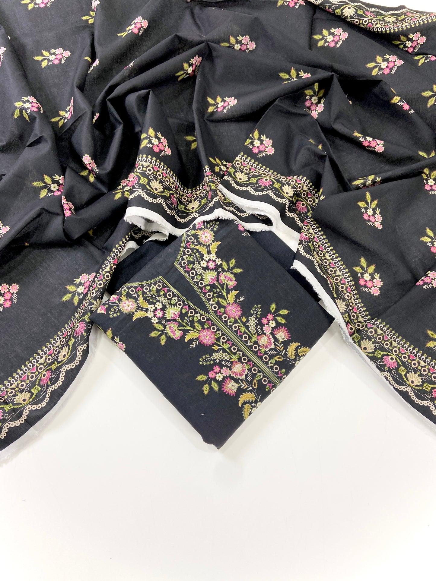 Mausummery Digital Printed Khaddar 3PC