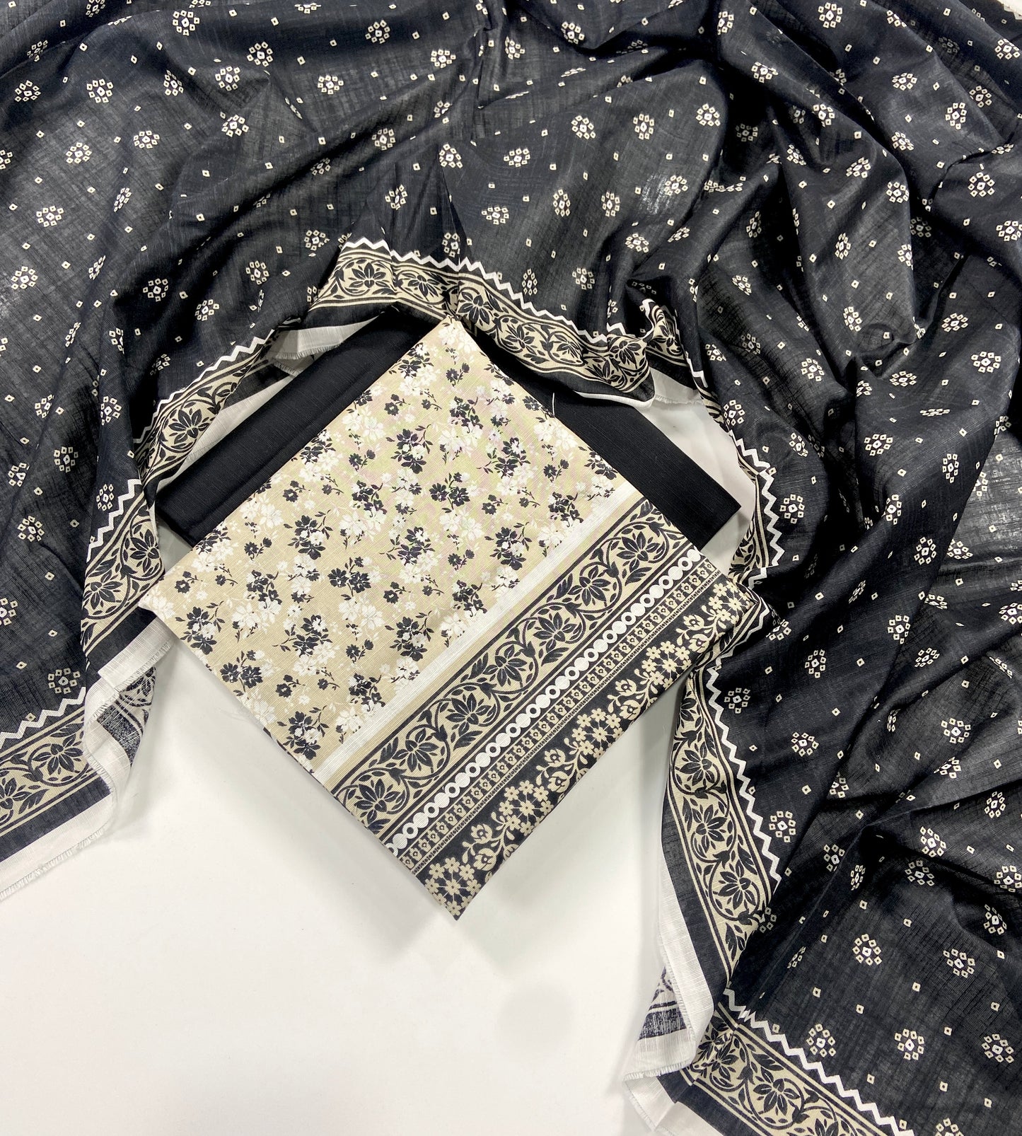 Narmin By Narkins Printed Khaddar 3PC