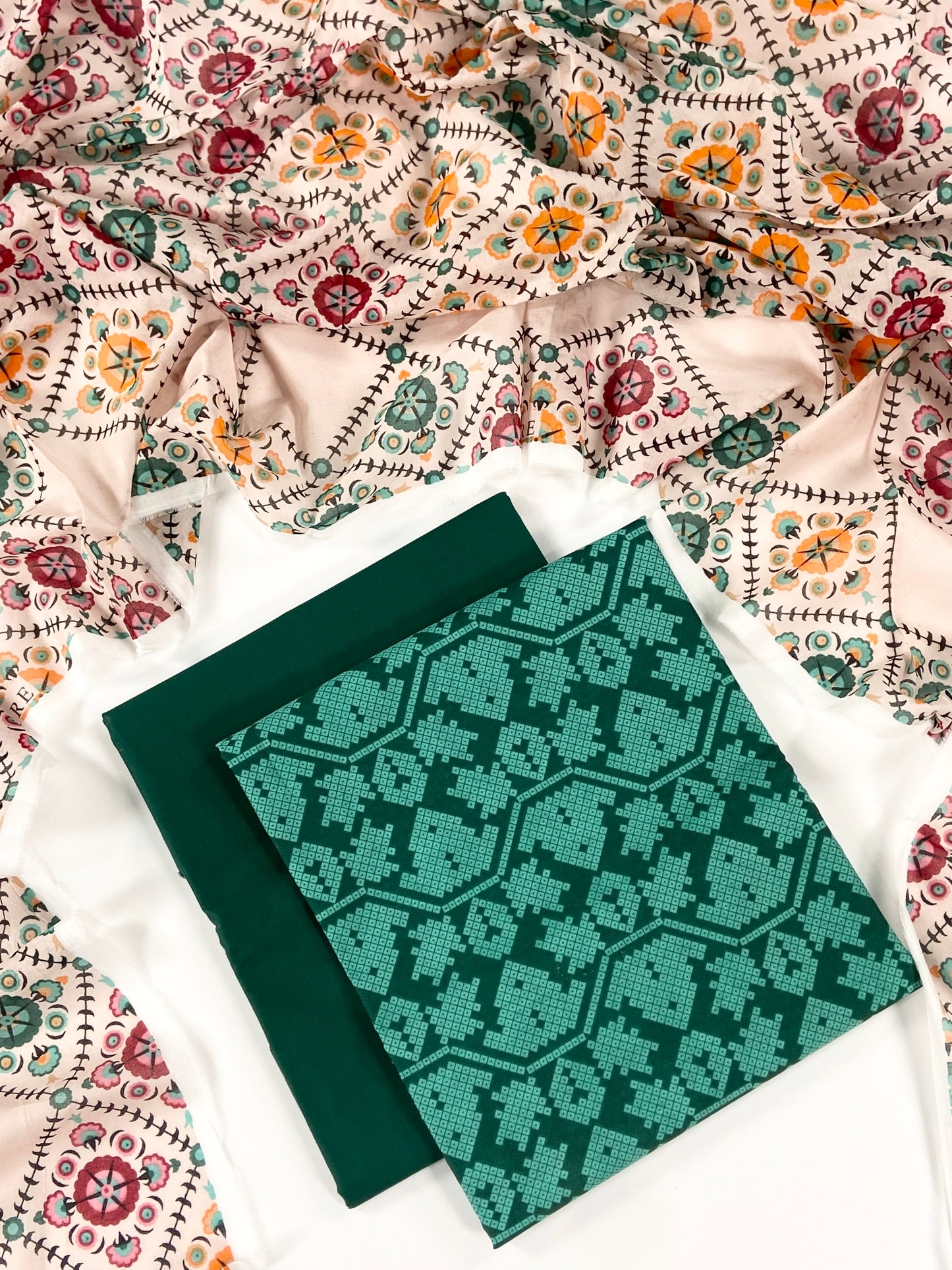 Sapphire Day to Day Digital Printed Lawn 3PC