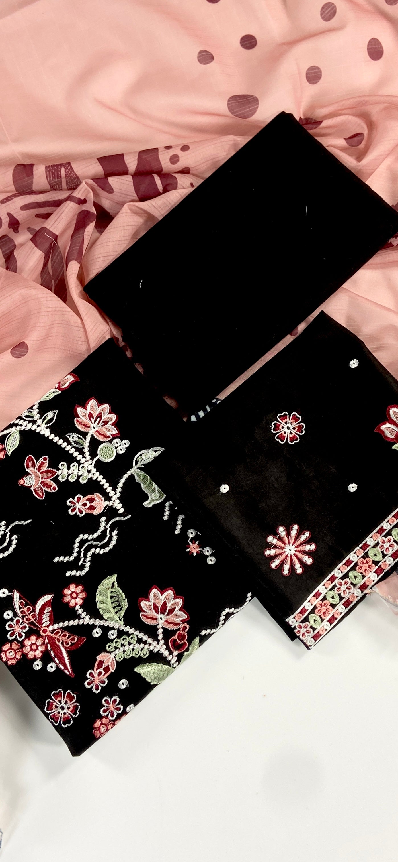 Farsha Luxury Embroidered Lawn 3PC