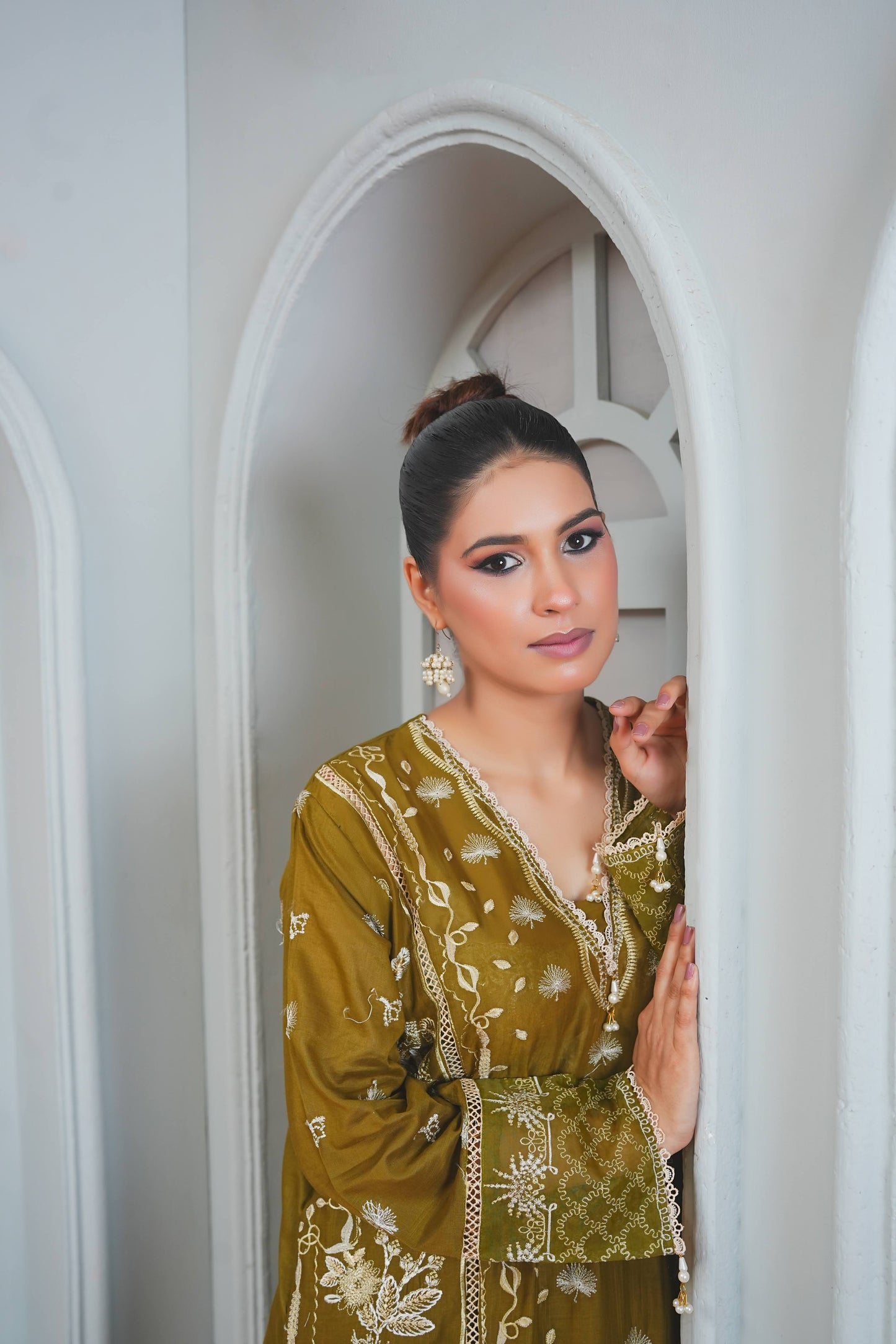 Silk & Stories Luxury Heavy Embroidered Lawn 3PC