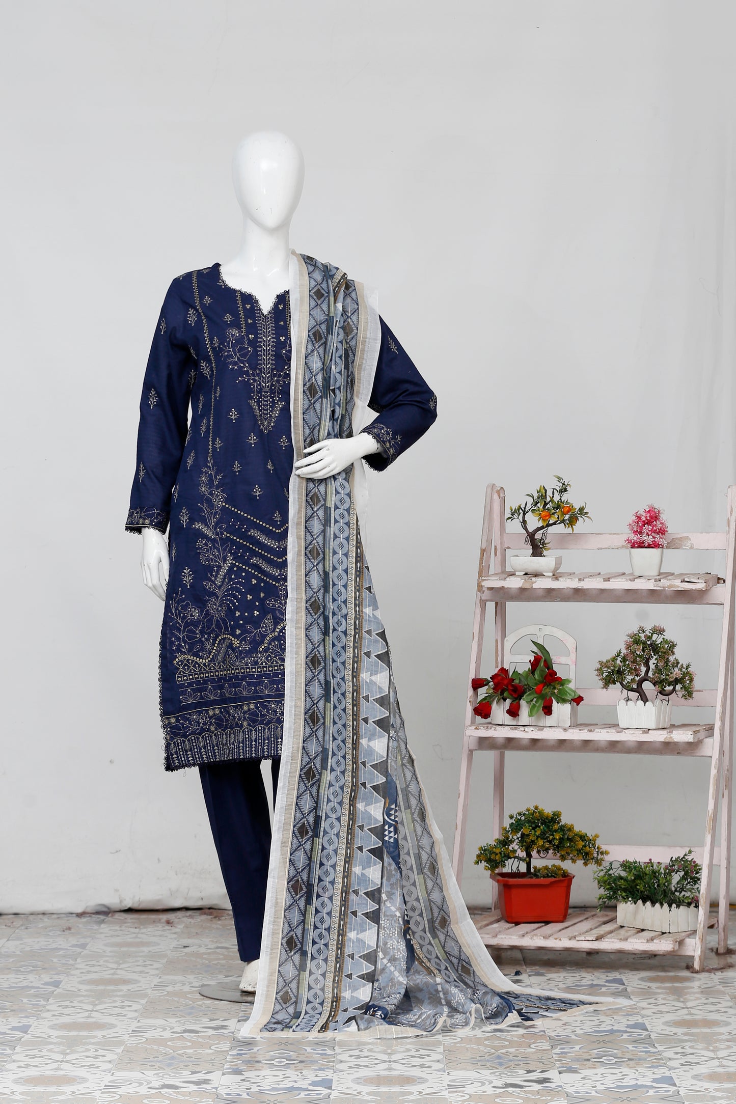 Zarqash By Anaya Noor Bana Dora Emb 3-PC
