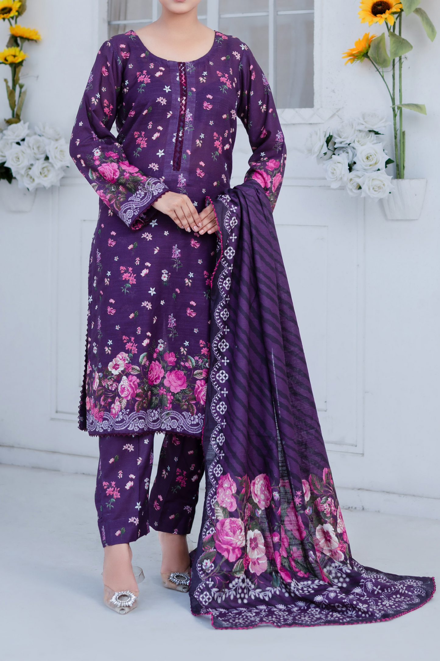 Mawra Essential Printed Khaddar 3PC
