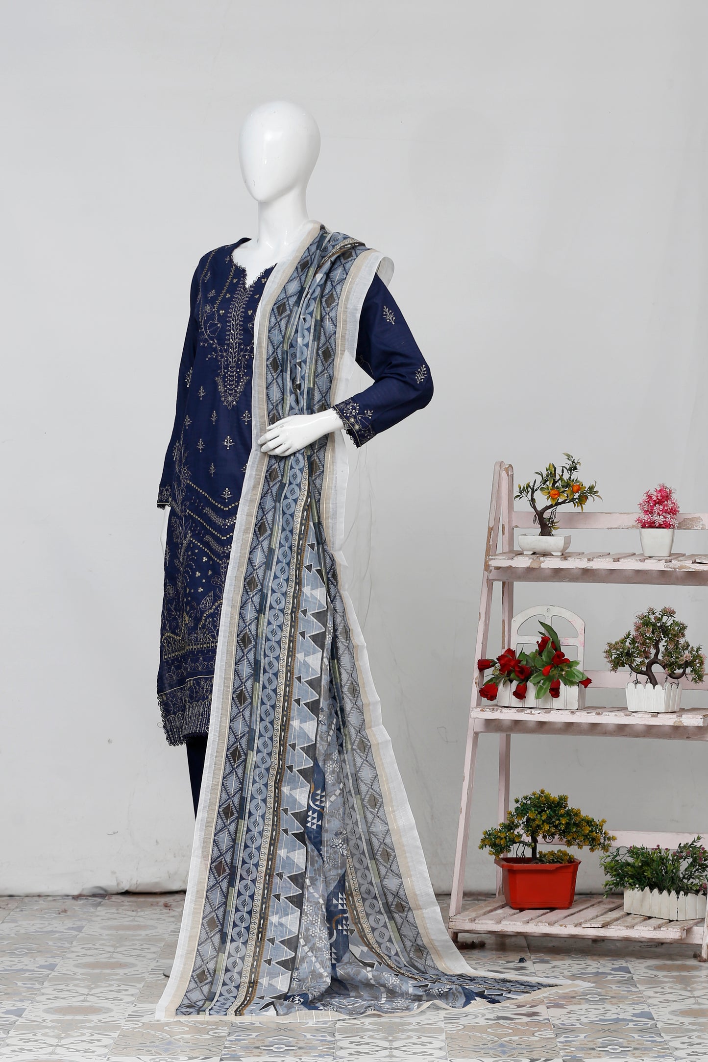 Zarqash By Anaya Noor Bana Dora Emb 3-PC