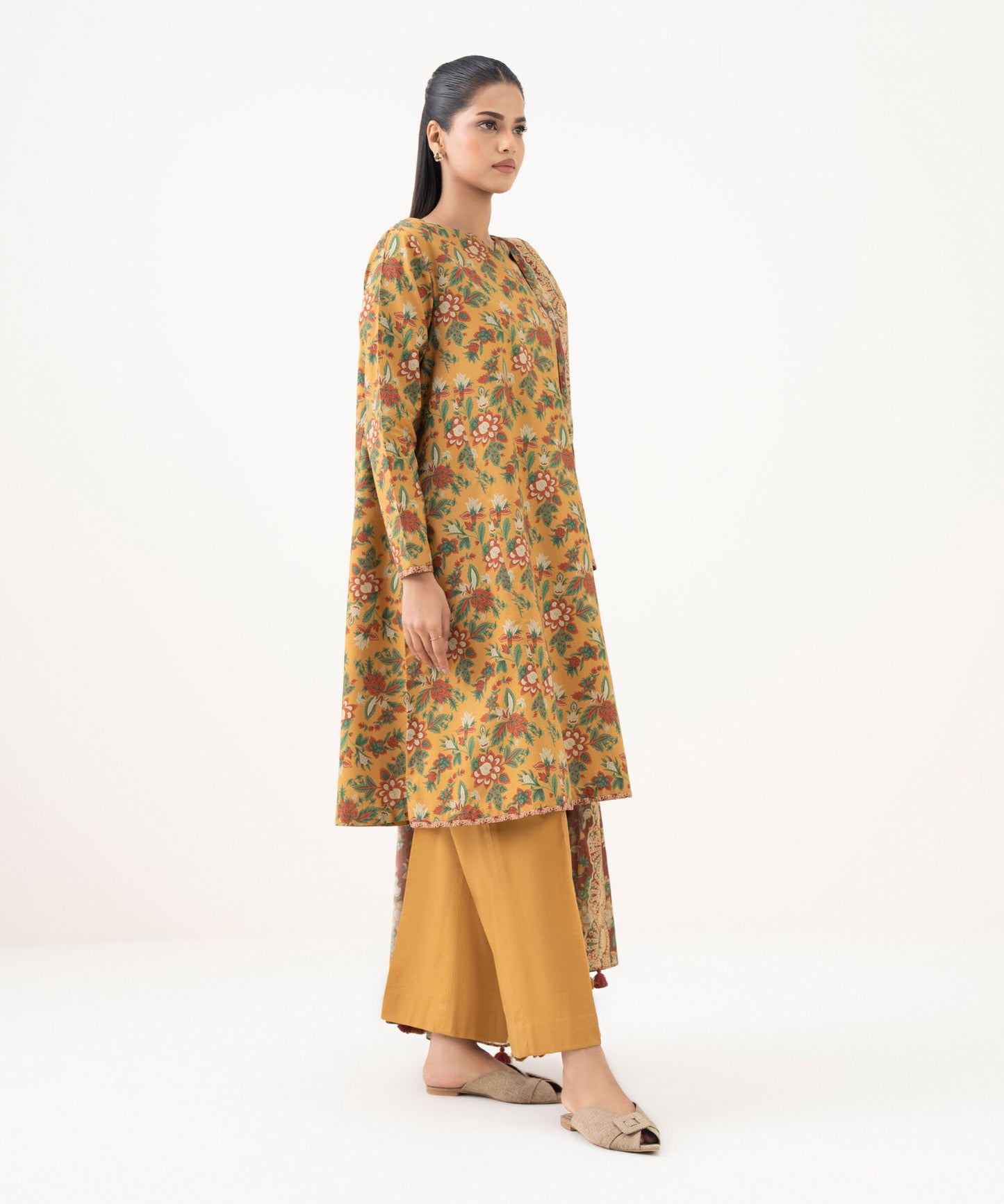 Sapphire Daily Digital Printed Lawn 3PC
