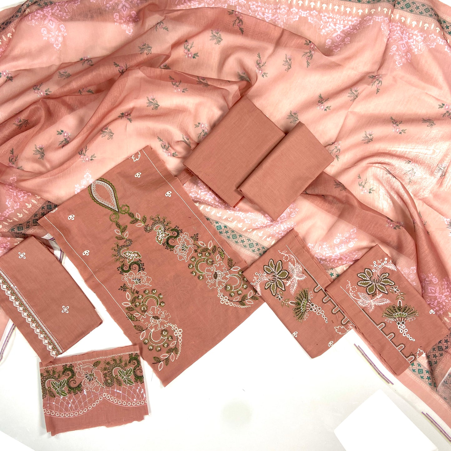 Beechtree Embroidered Lawn 3PC