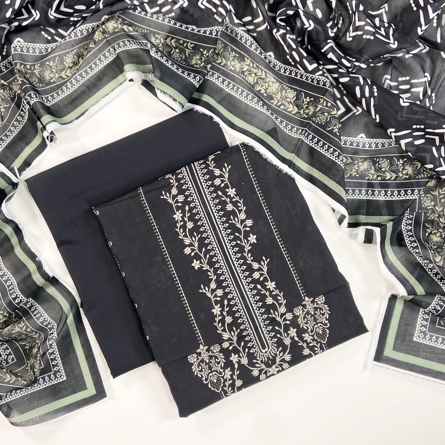 Mashaim Digital Printed Lawn 3PC