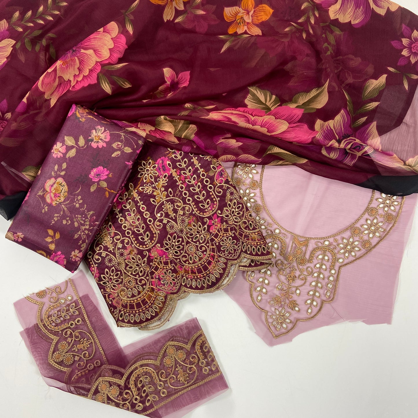 Iznik Emb Luxury Lawn-3PC