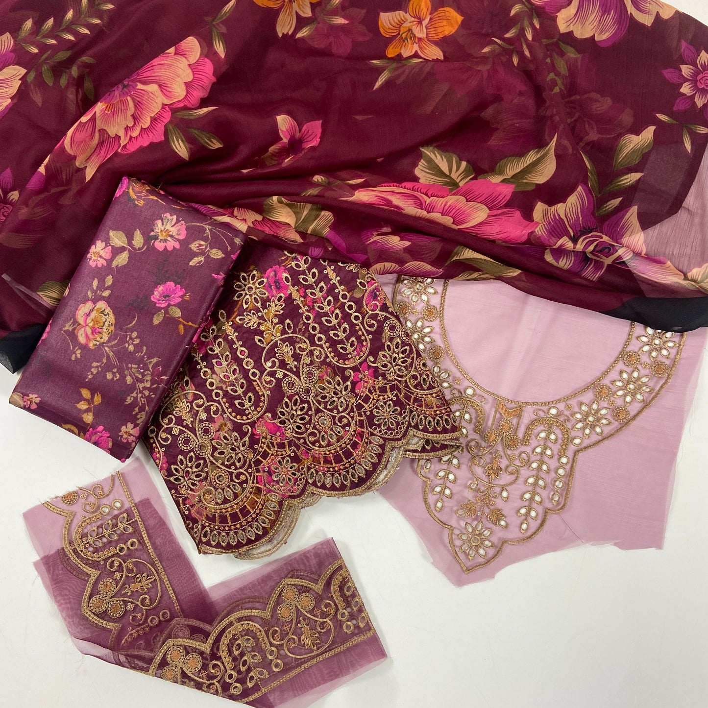 Iznik Emb Luxury Lawn-3PC