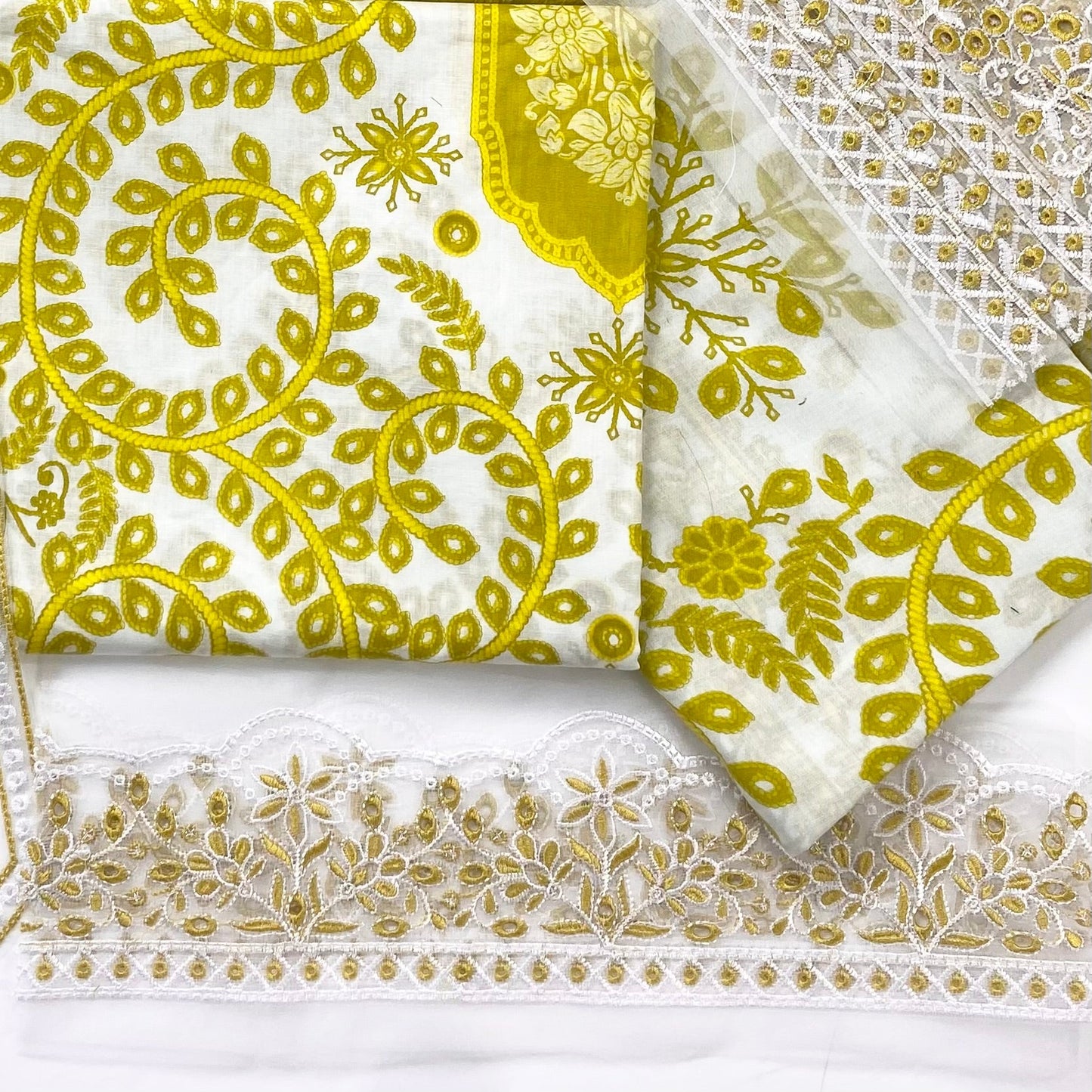 Maria B Emb Luxury Lawn 3PC