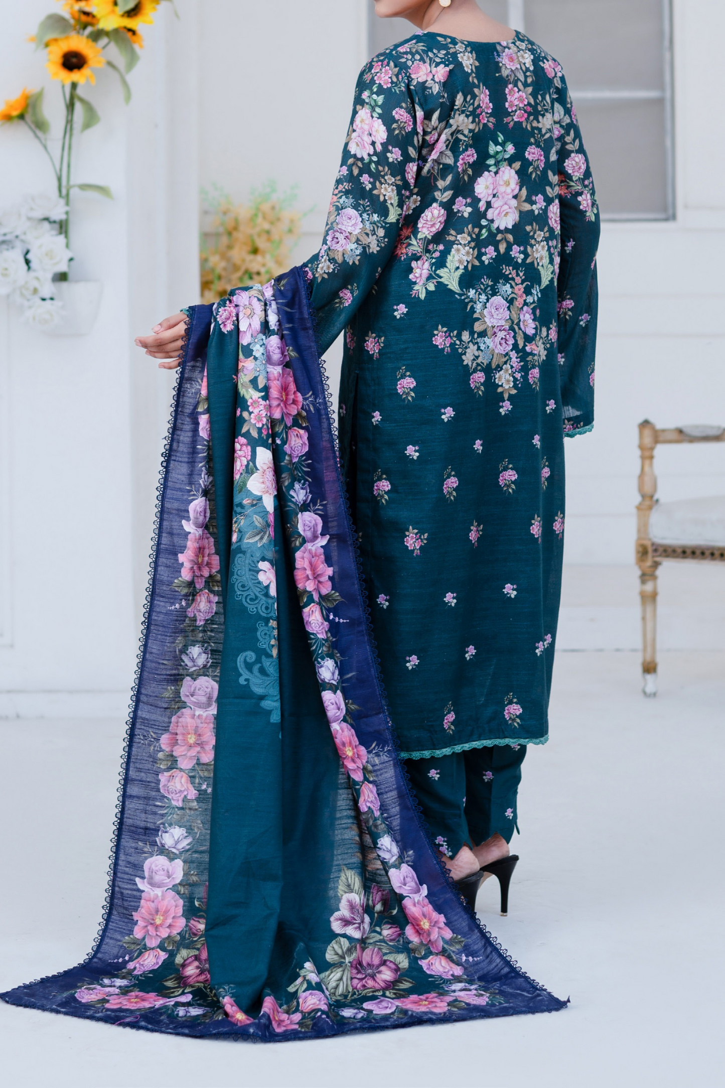 Mawra Essential Printed Khaddar 3PC