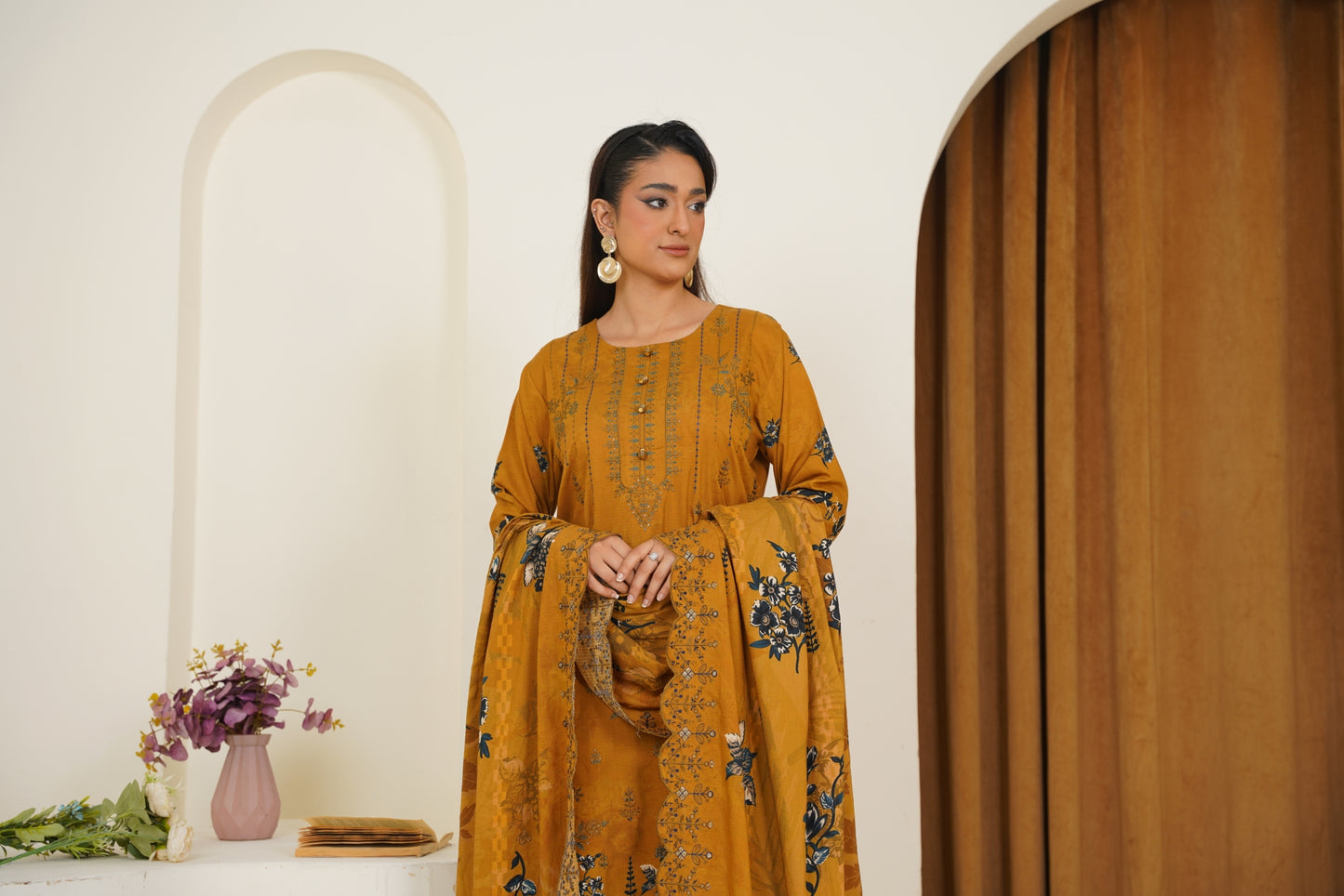 Riwayat-e-Sardi By Anaya Noor Emb Linen 3PC