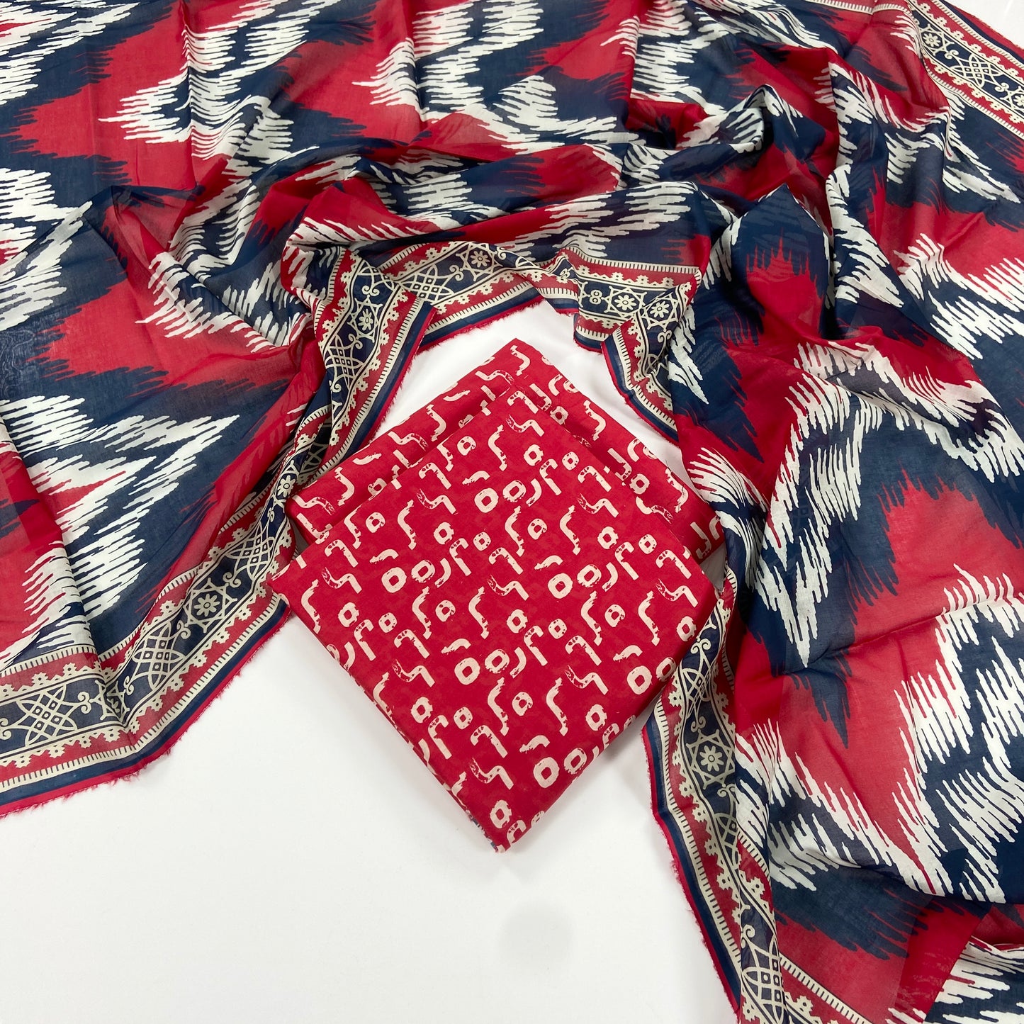 Sapphire Digital Printed Lawn 3PC