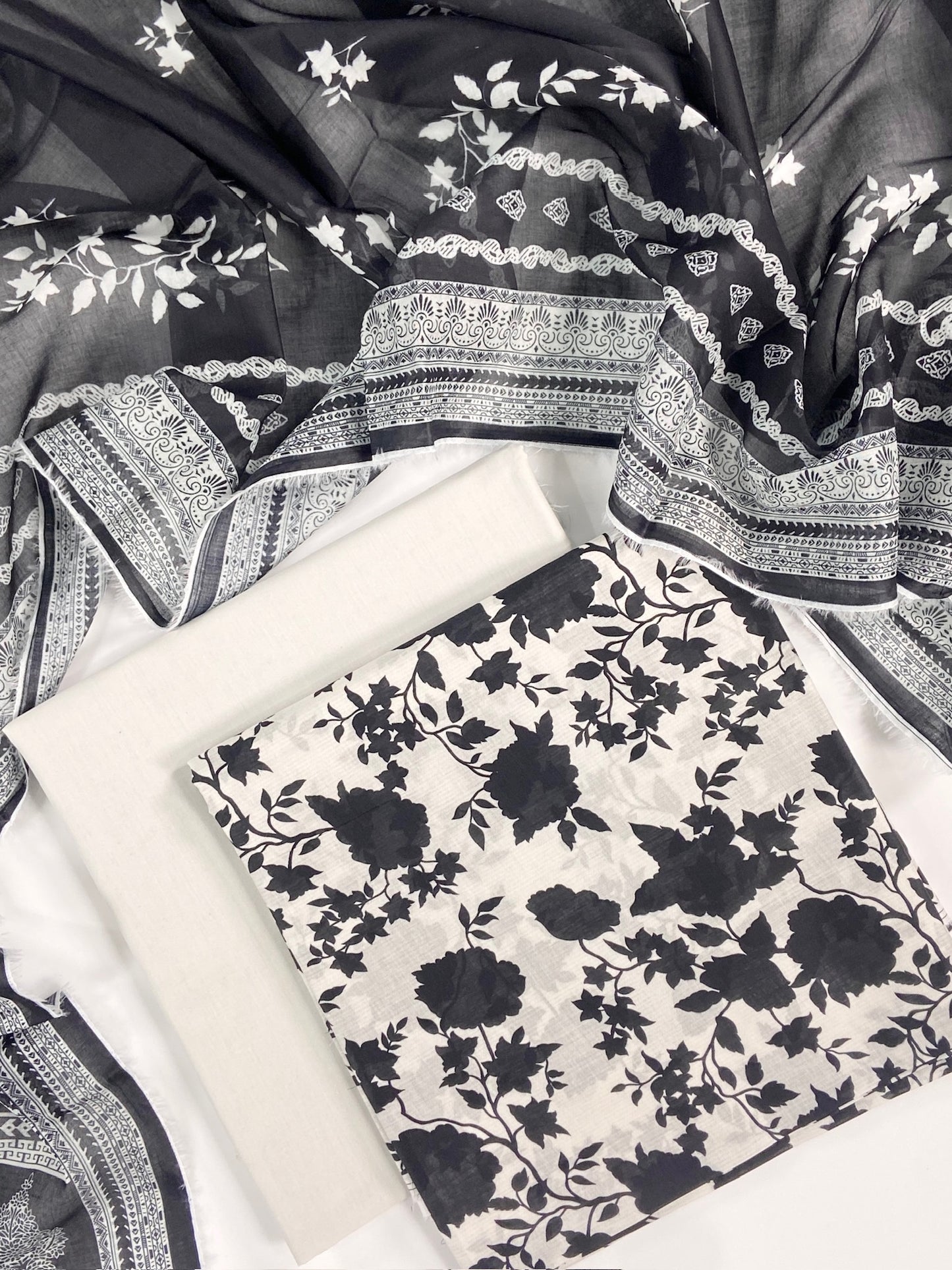 Rijja By Murashe Digital Printed Lawn 3PC